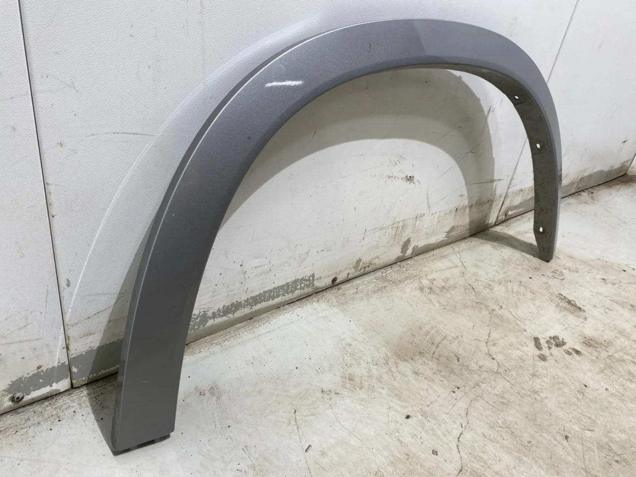 BMW X1/IX1 U11 2023- Wheel arch trim view 2