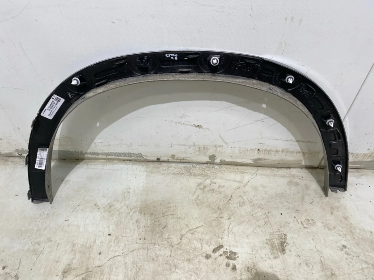 BMW X1/IX1 U11 2023- Wheel arch trim view 4