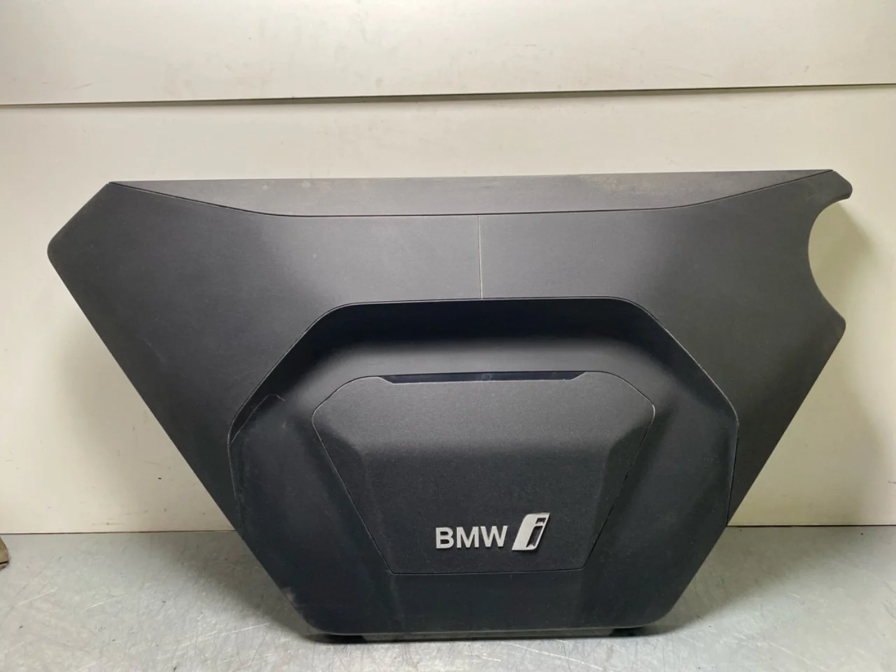 BMW X1/IX1 U11 2023- Capac motor superior