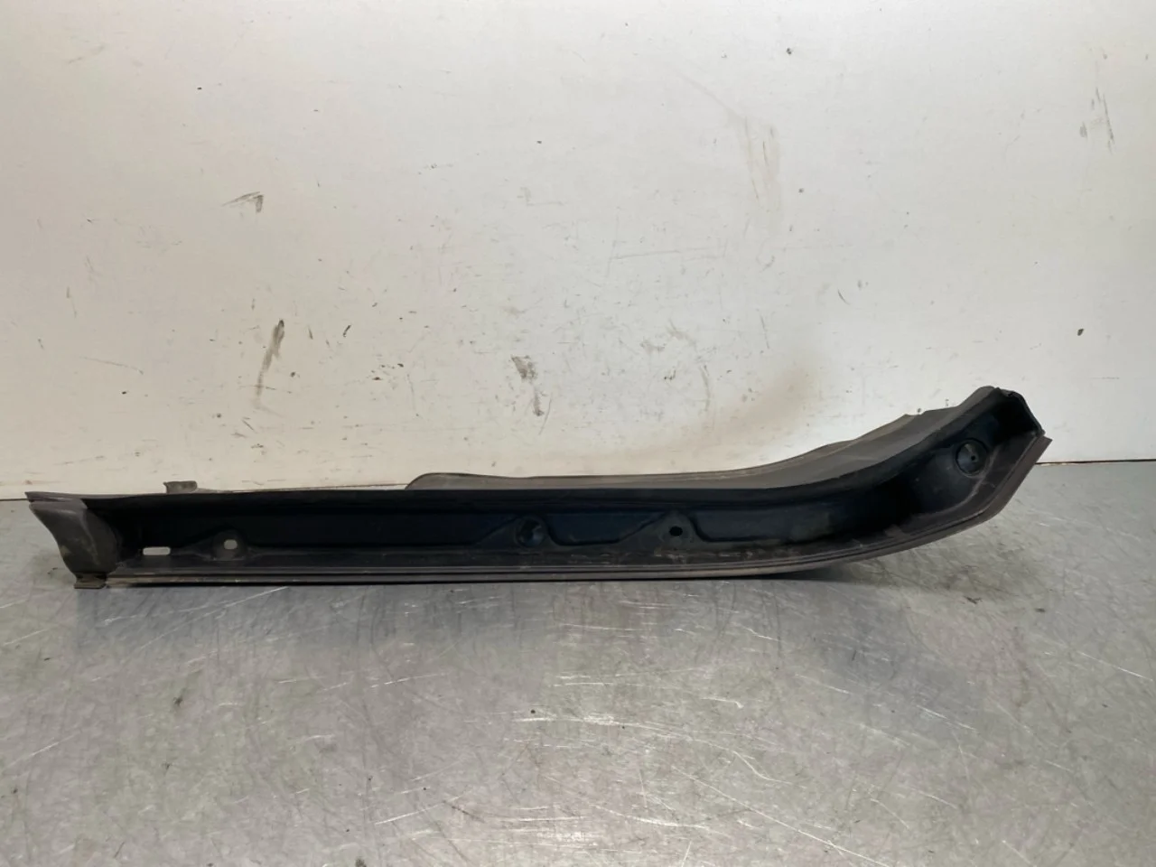 BMW X1/IX1 U11 2023- Front panel view 2