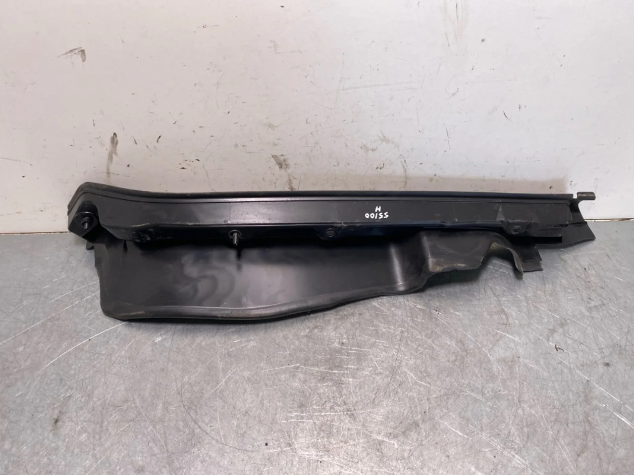 BMW X1/IX1 U11 2023- Front panel view 3