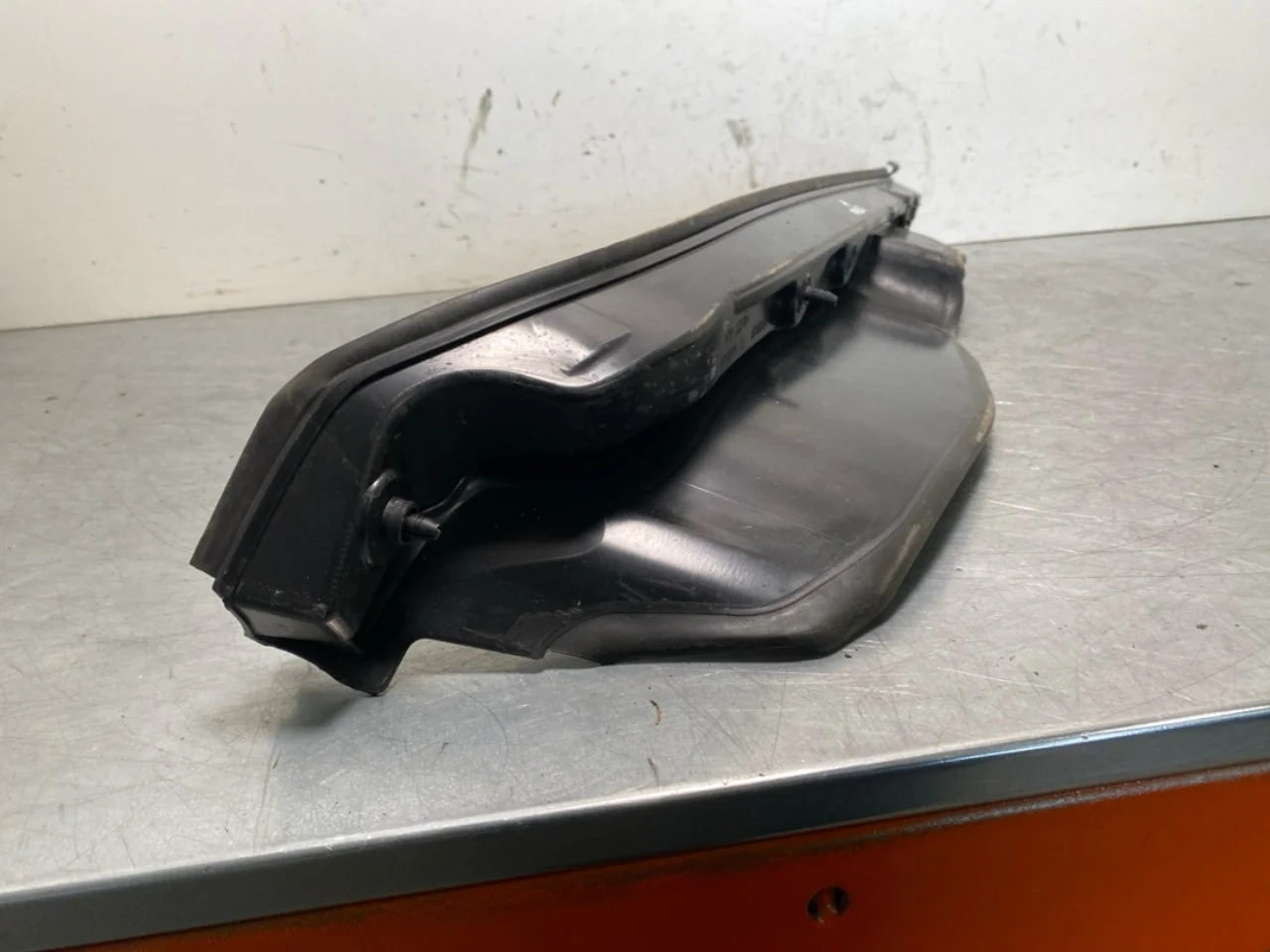 BMW X1/IX1 U11 2023- Front panel view 4