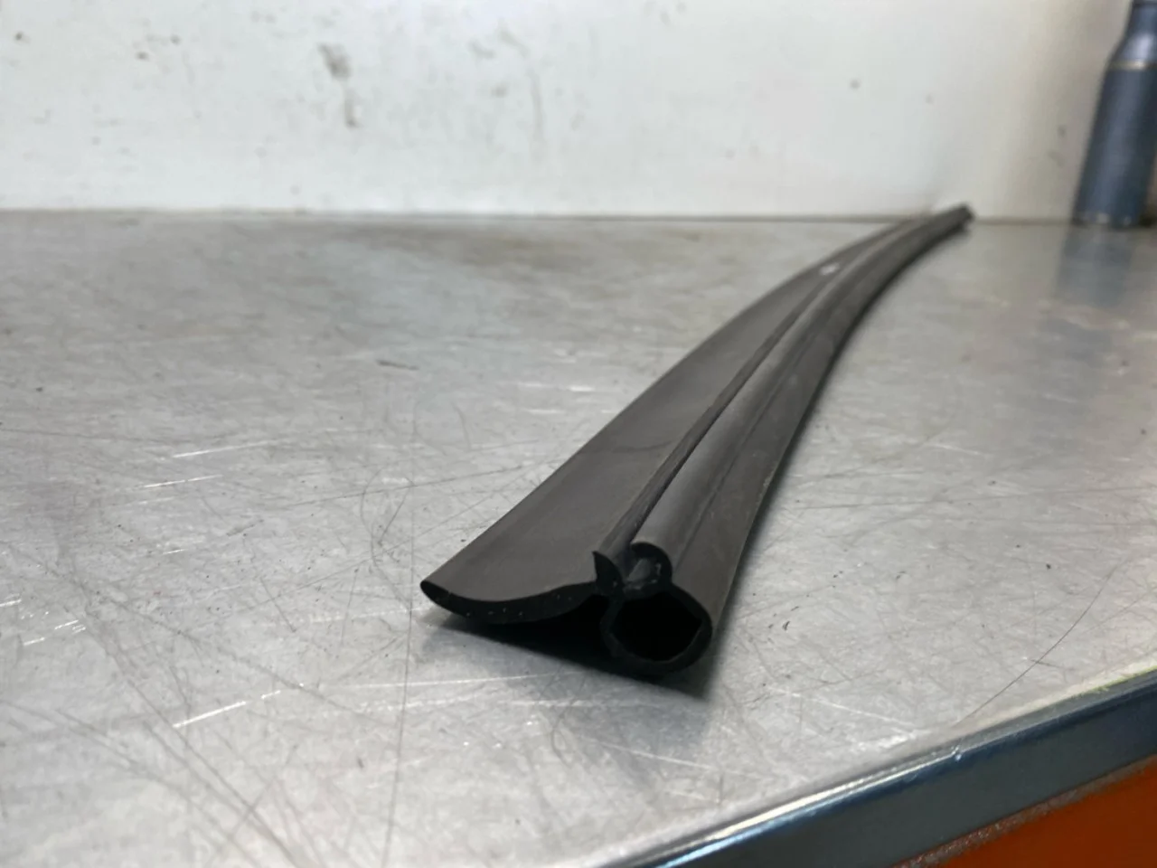 BMW X1/IX1 U11 2023- Front panel view 3