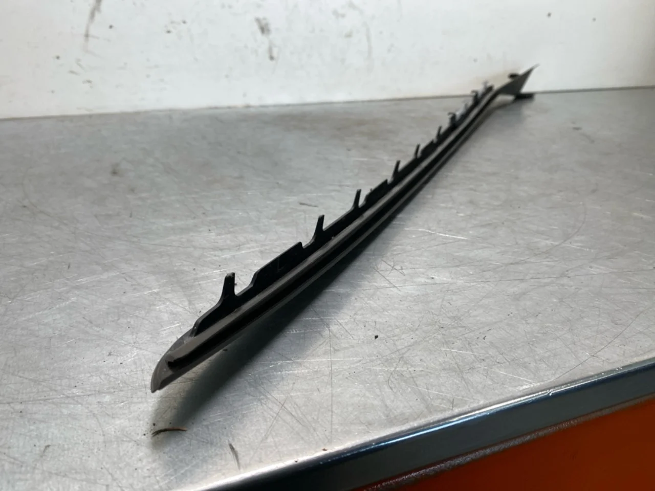 BMW X1/IX1 U11 2023- Trim molding, other view 3