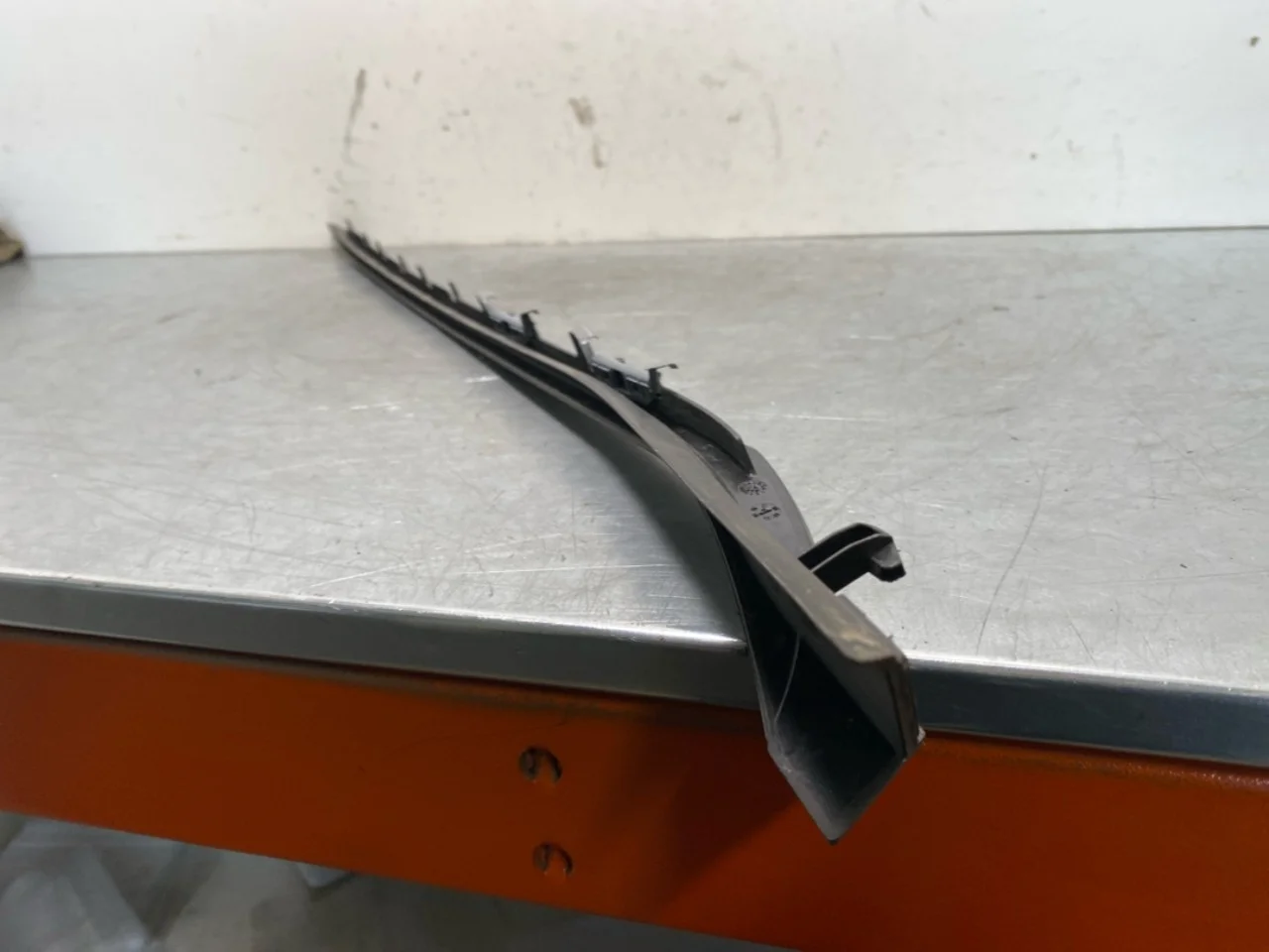 BMW X1/IX1 U11 2023- Trim molding, other view 4