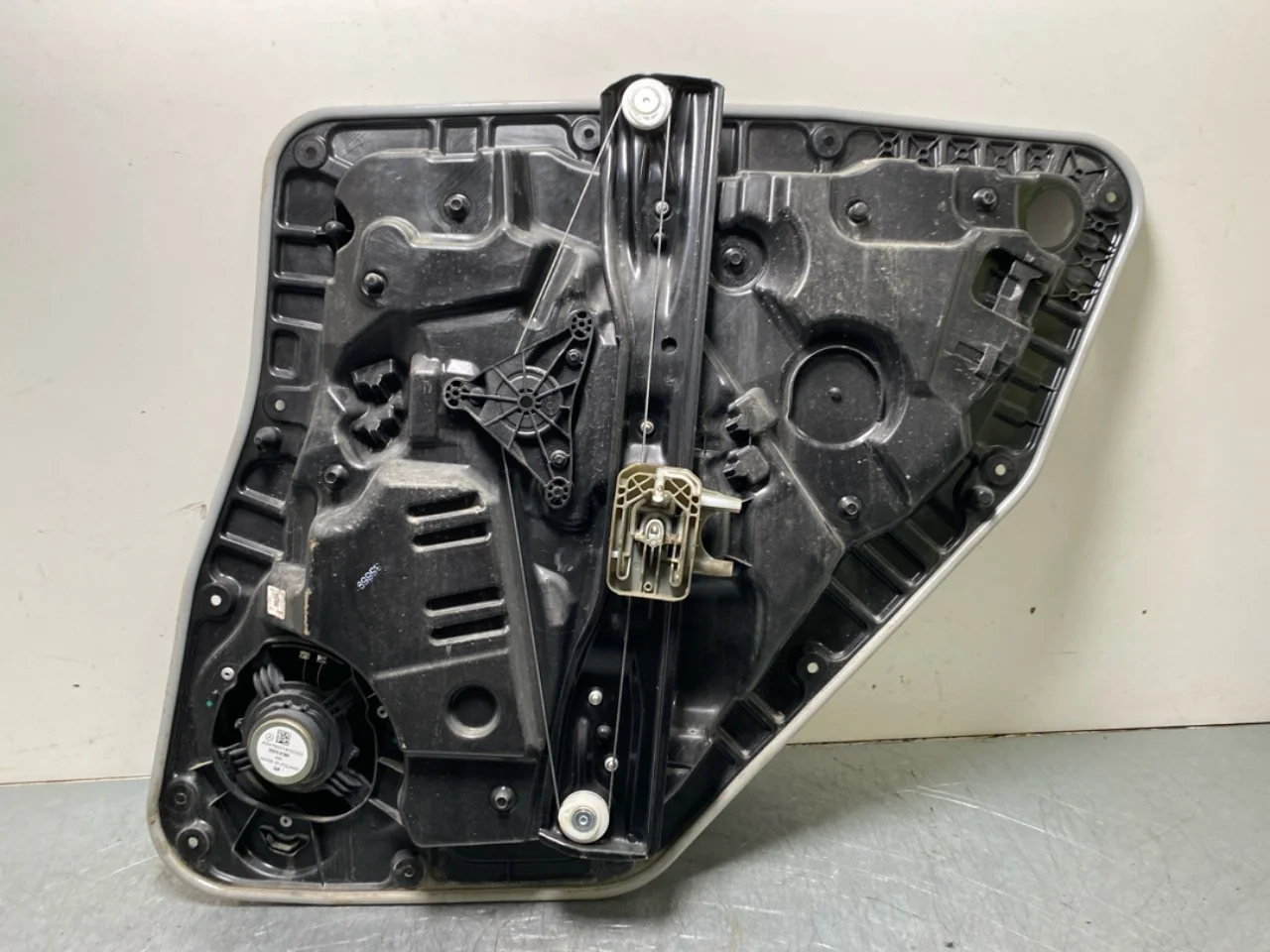 Mercedes EQB X243 2022- Electric window regulator, complete view 3