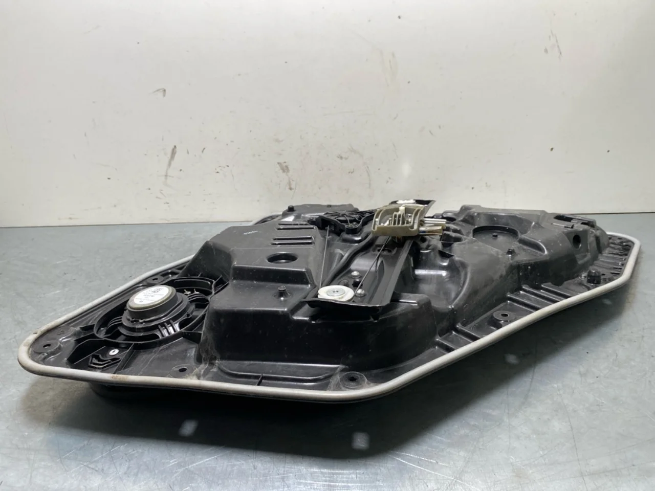 Mercedes EQB X243 2022- Electric window regulator, complete view 4