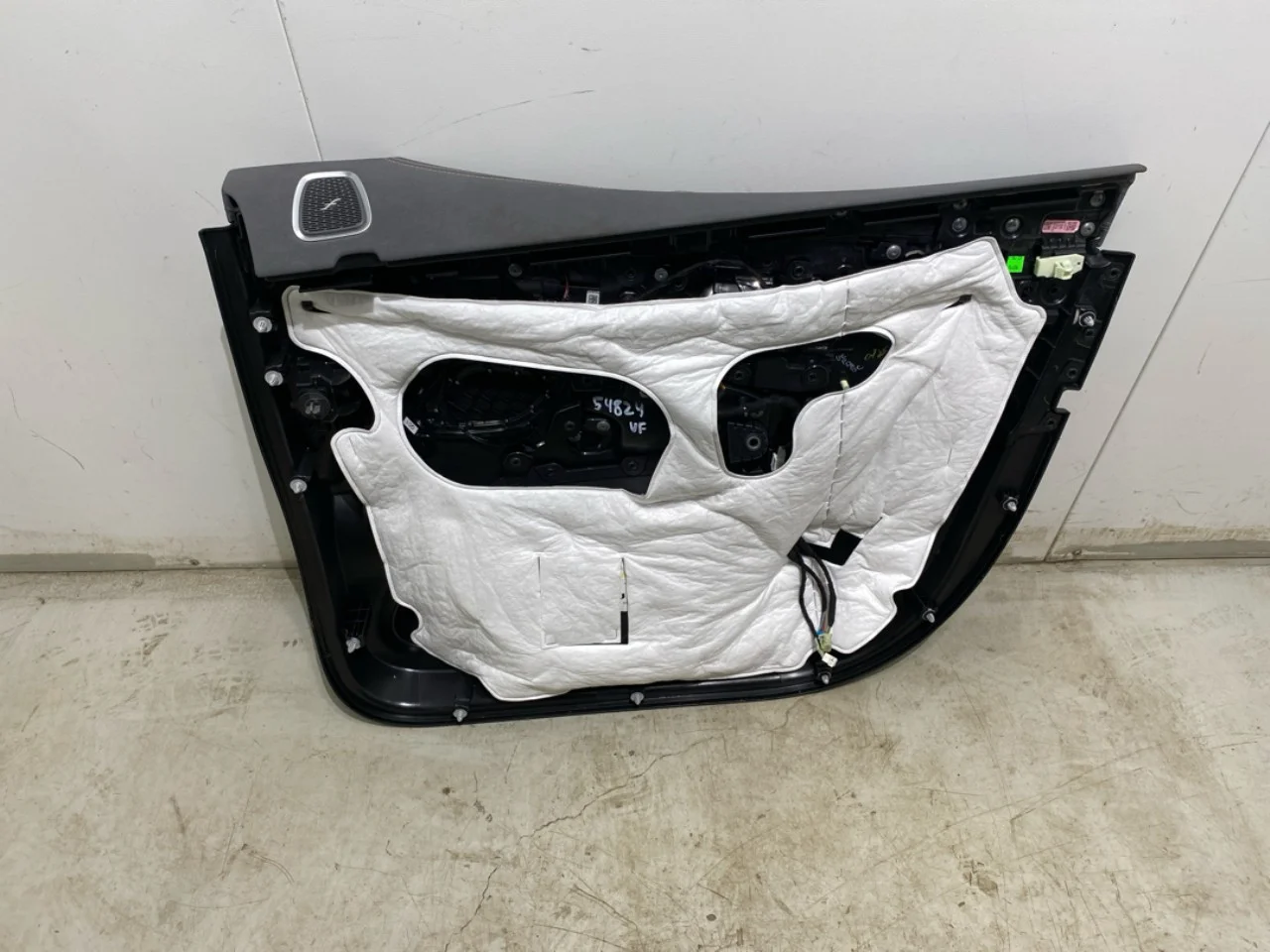 Mercedes EQE SUV X294 2022- Ajtókárpit, bal nézet 4