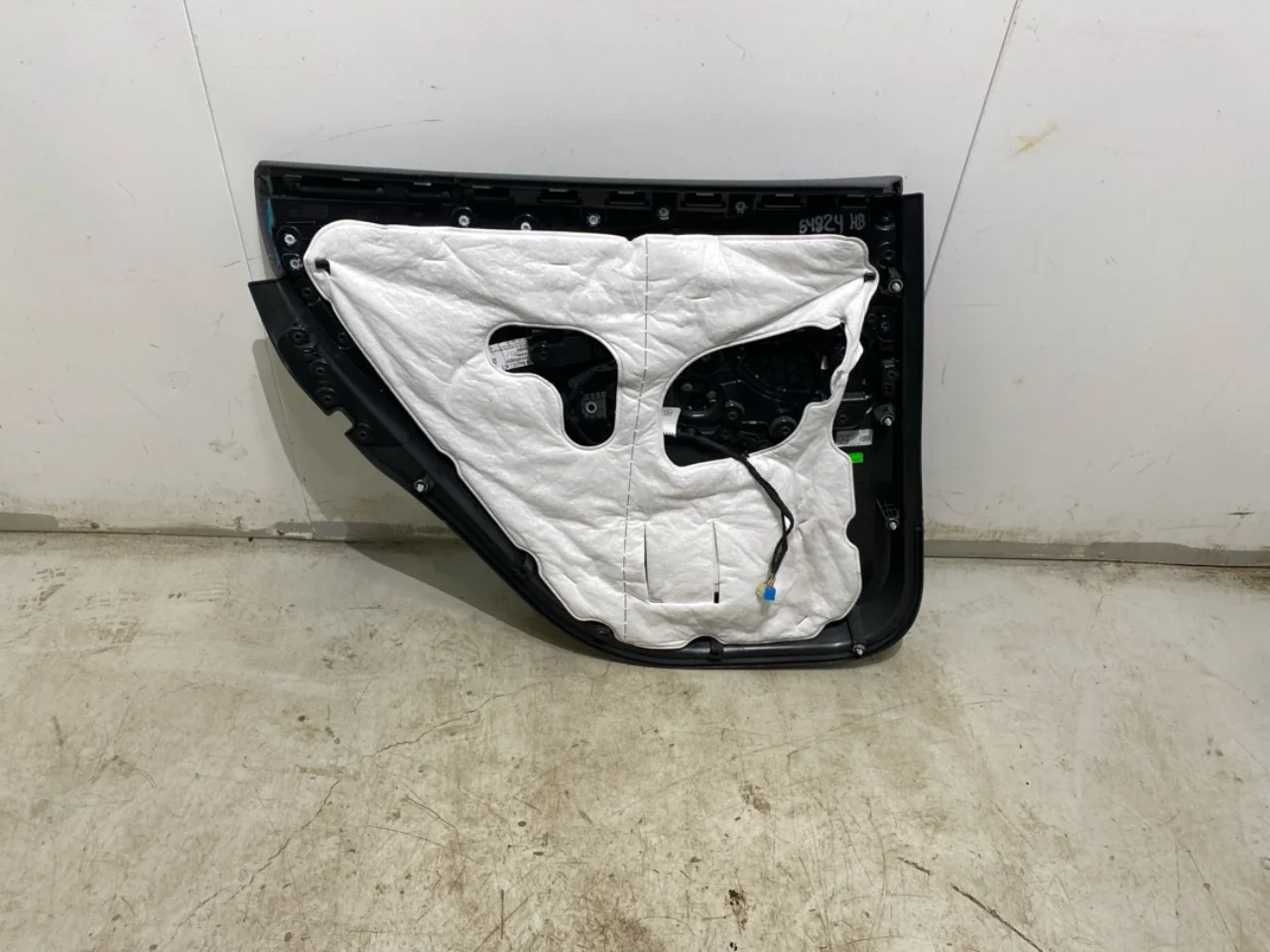 Mercedes EQE SUV X294 2022- Door trim panel, right view 4