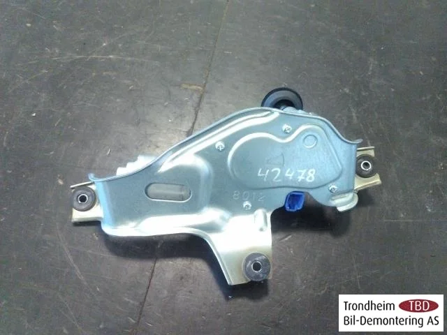 Mitsubishi OUTLANDER 2013-21 Ablaktörlő motor, csomagtérajtó nézet 2