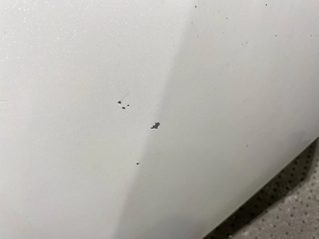 Nissan LEAF 2011-17 Bonnet view 2