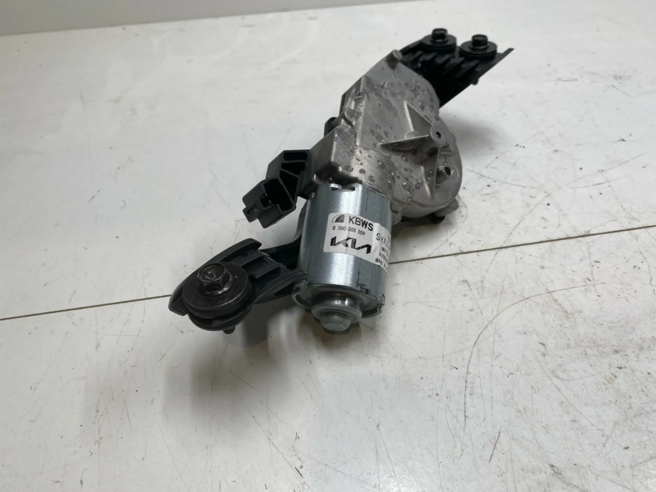 Ablaktörlő motor, csomagtérajtó nézet 4