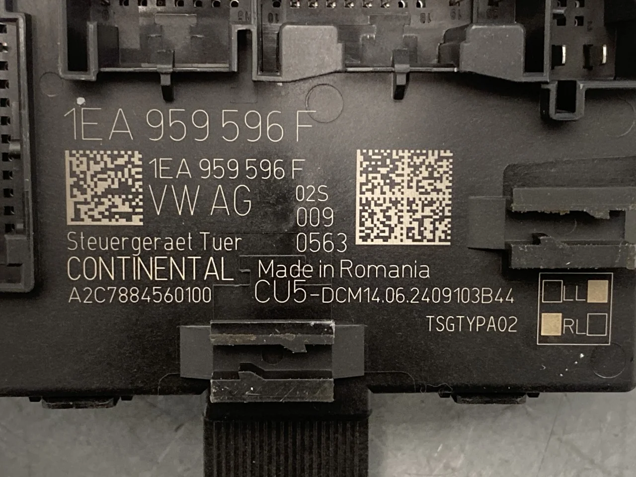 Volkswagen ID.4 2021- Vezérlőegység, ajtó nézet 3