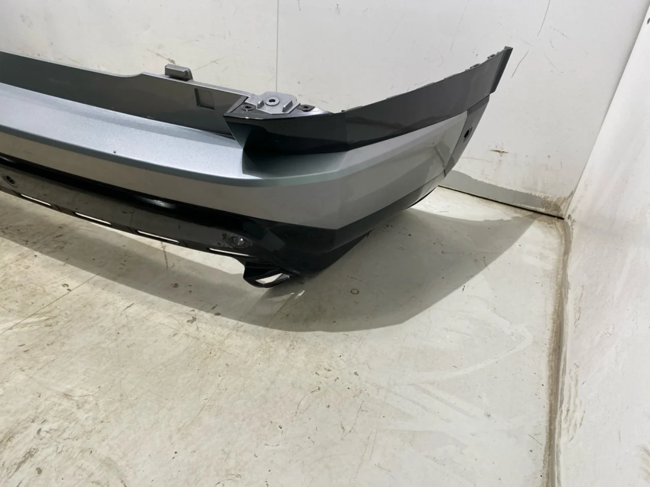 Rear bumper view 2