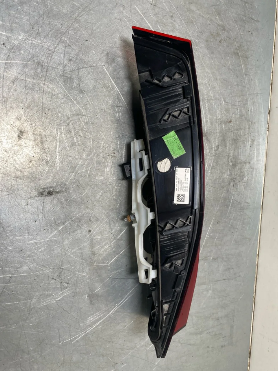 BMW X1/IX1 U11 2023- Lampă spate, stânga, pe hayon (interioară) vedere 4