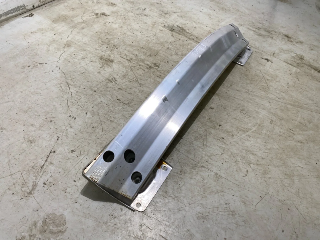 Tesla MODEL 3 2024- Bumper reinforcement beam, rear view 2