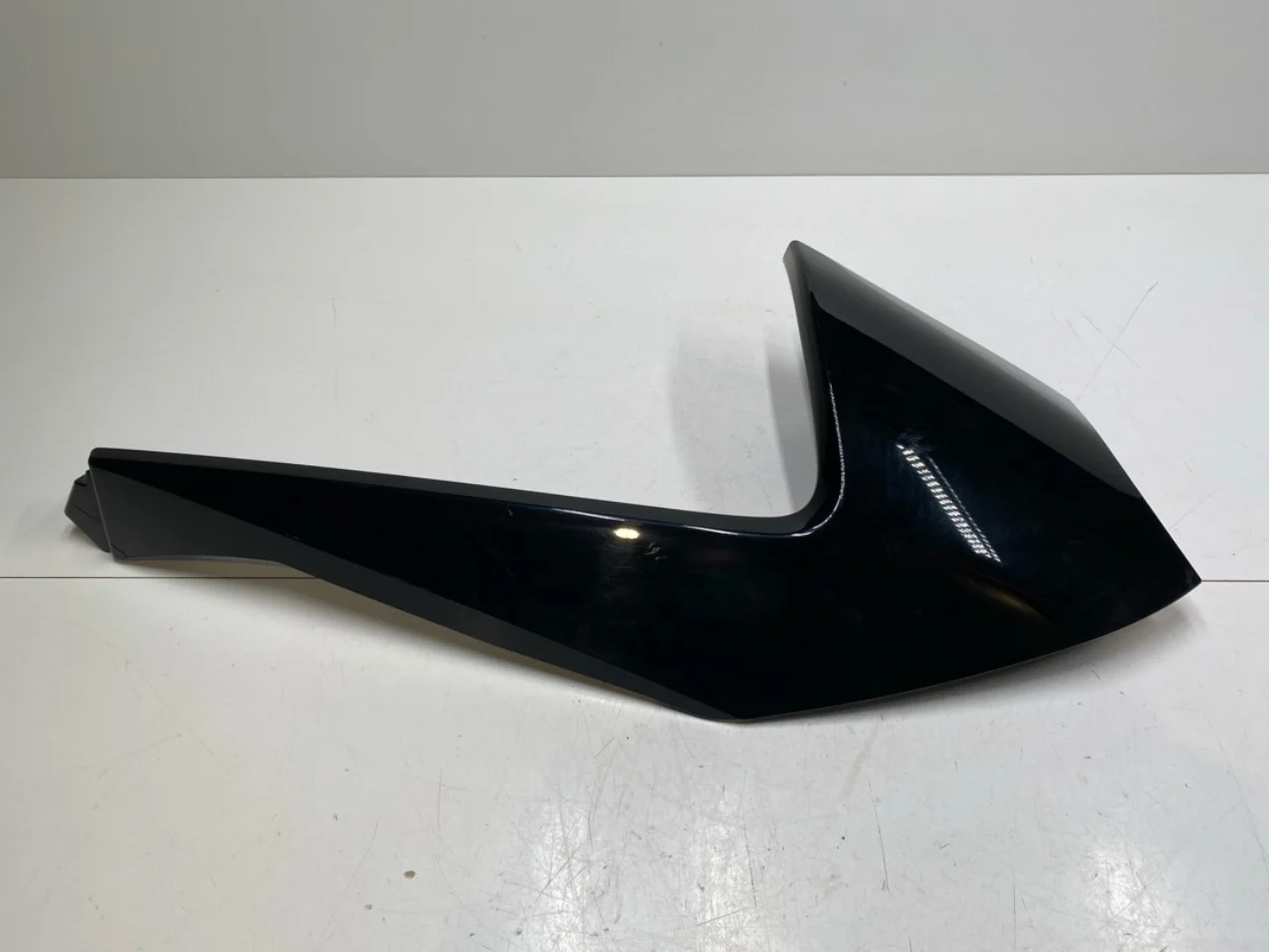 Nissan LEAF 2017-24 Rear spoiler