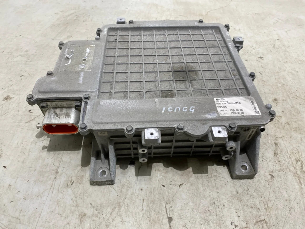 Kia SOUL 2009- Invertor, 12-220V