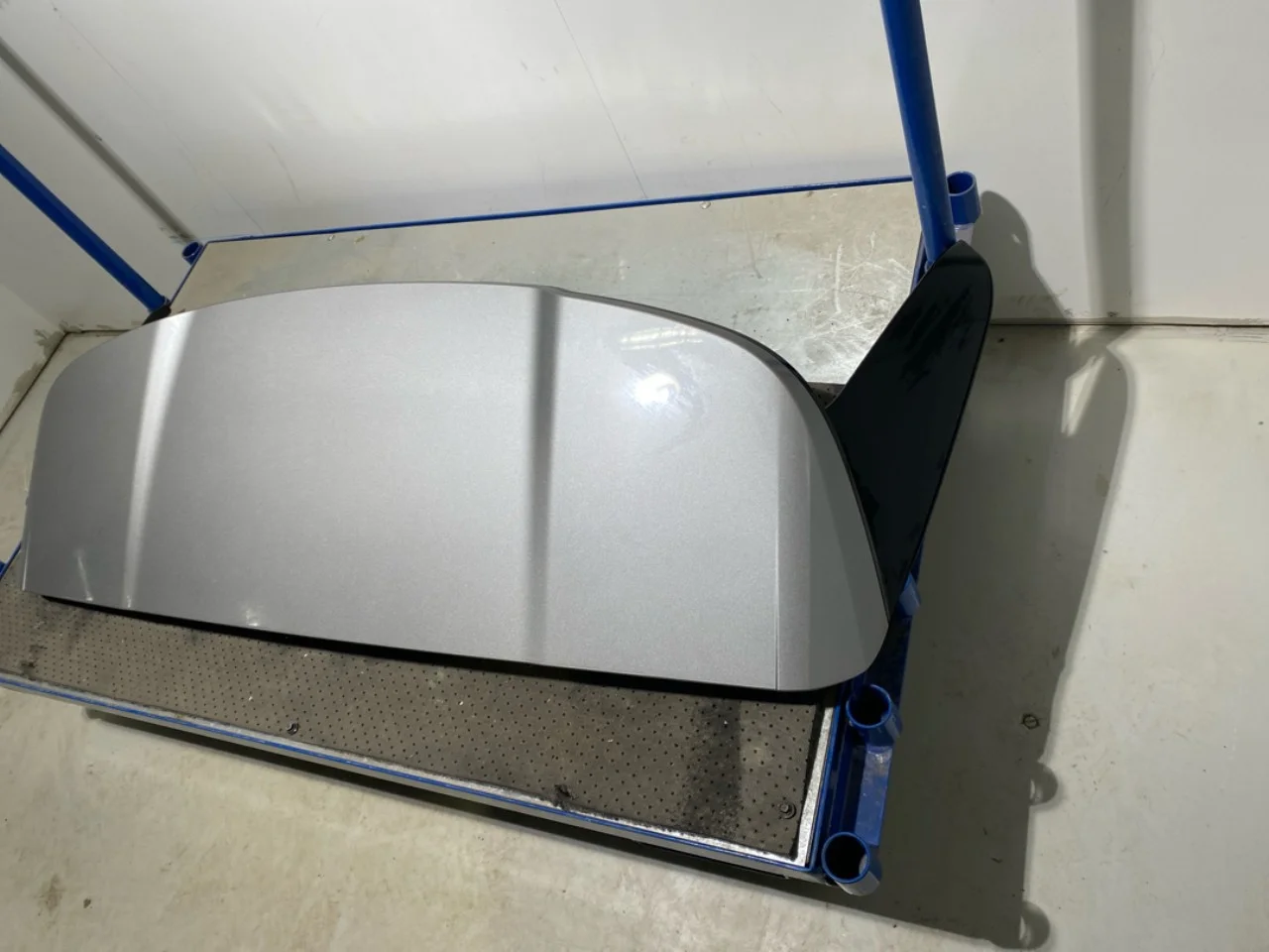 BMW X1/IX1 U11 2023- Rear spoiler view 3
