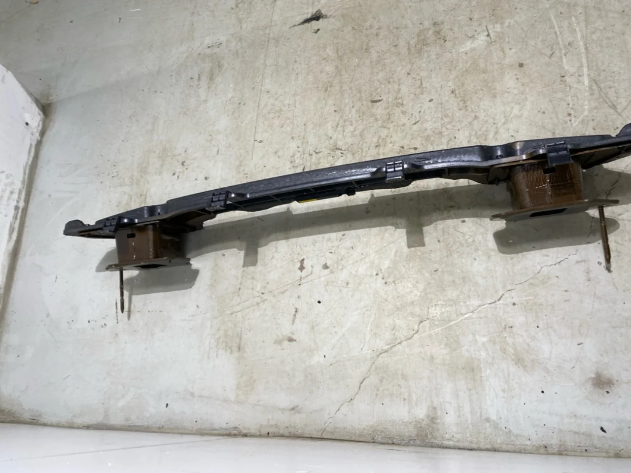 Bumper reinforcement beam, rear view 2