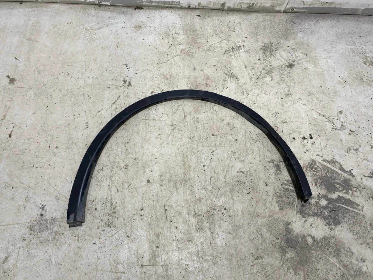 Tesla MODEL Y 2021- Wheel arch trim
