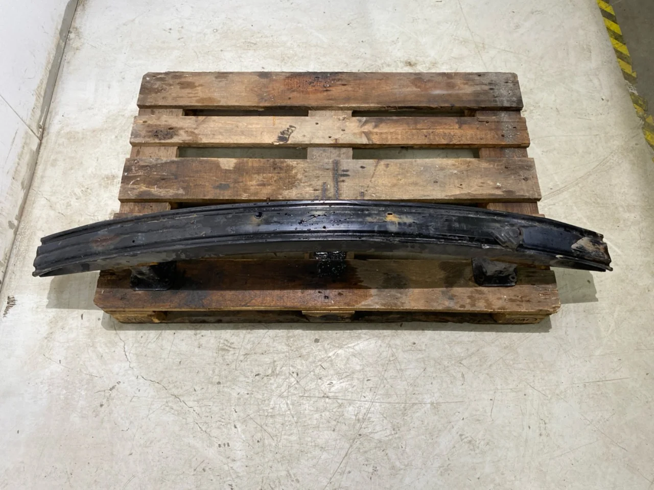 Tesla MODEL S 2013- Bumper reinforcement beam, front