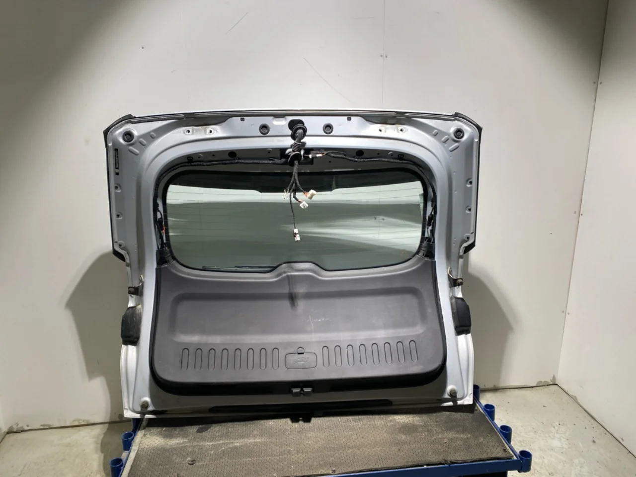 Byd ATTO 3 2022- Tailgate, estate view 3