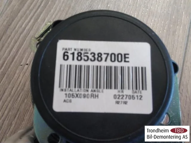 Nissan LEAF 2011-17 Biztonsági öv, hátsó, jobb nézet 3