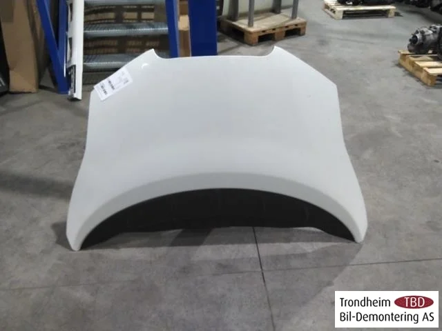 Nissan LEAF 2011-17 Bonnet