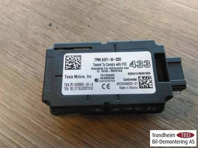 Tesla MODEL 3 2017--> TPMS érzékelő / keréknyomás-ellenőrző nézet 2
