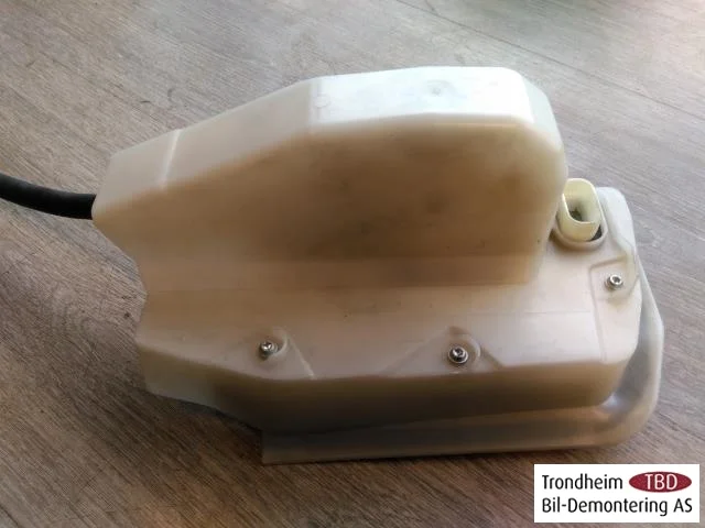 Tesla MODEL 3 2017--> Door lock housing view 3