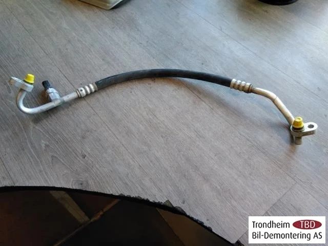 Tesla MODEL 3 2017--> Klíma tömlő / cső