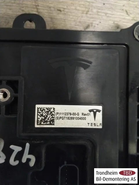 Tesla MODEL S 2013- Vezérlőegység, autopilot nézet 4