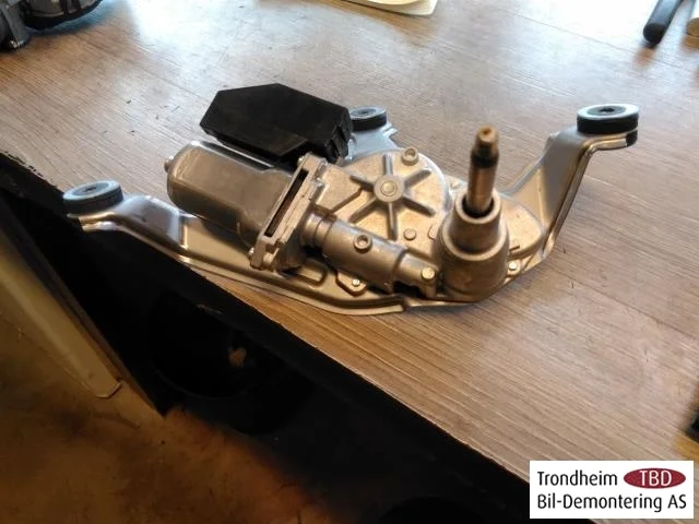 Toyota RAV 4 2019 Ablaktörlő motor, csomagtérajtó