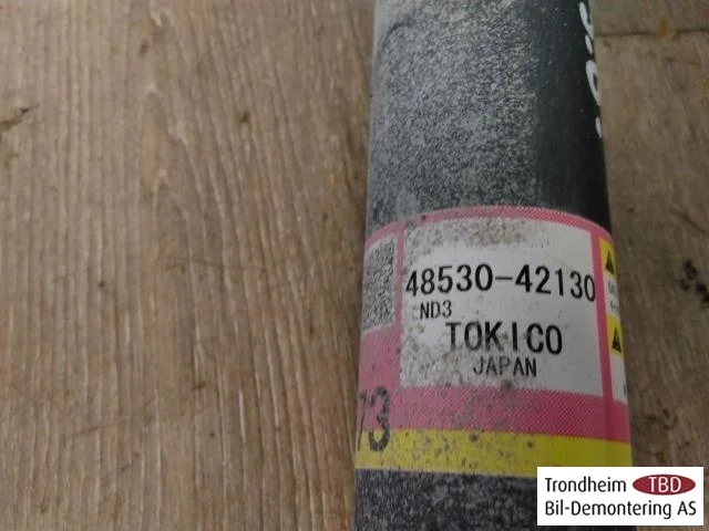 Toyota RAV 4 2019 Shock absorber, rear view 2