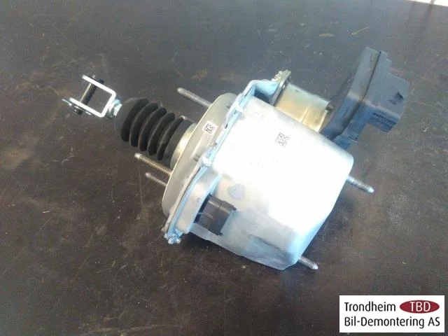 Tesla MODEL 3 2017--> Brake booster