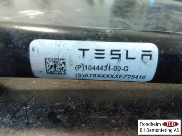 Tesla MODEL 3 2017--> Braț suspensie, dreapta spate vedere 2