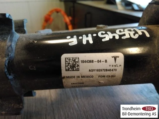 Tesla MODEL 3 2017--> Amortizor tip McPherson, față dreapta vedere 2