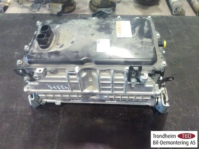 Toyota RAV 4 2019 Hibrid inverter nézet 2