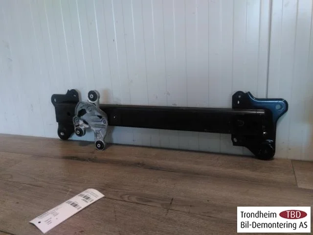 Tesla MODEL 3 2017--> Body shell view 2