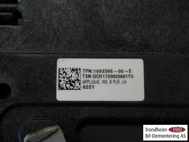 Tesla MODEL S 2013- Body shell view 3