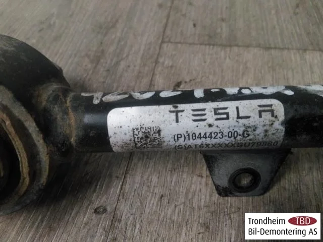 Tesla MODEL 3 2017--> Braț suspensie, stânga spate vedere 2