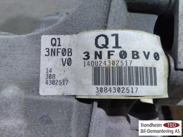 Nissan LEAF 2011-17 Automatic transmission view 4