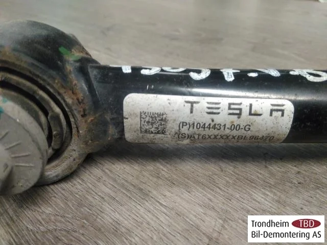 Tesla MODEL 3 2017--> Control arm, rear left view 2