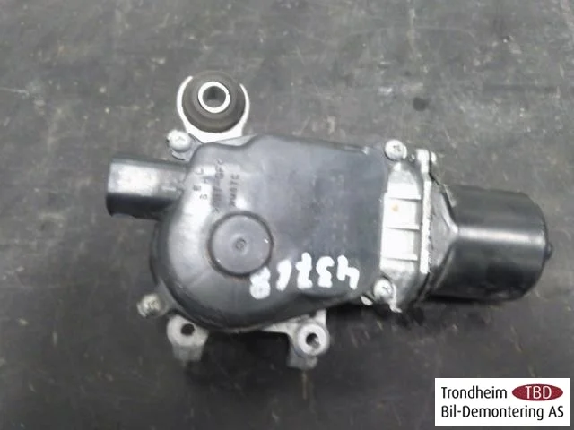 Nissan LEAF 2011-17 Windshield wiper motor view 2