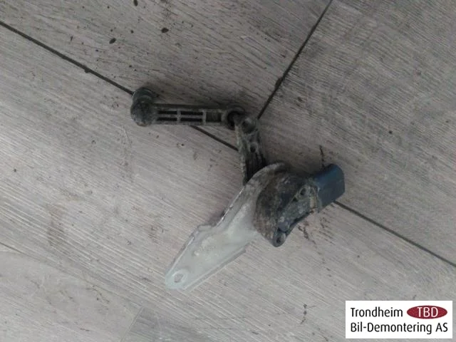Tesla MODEL 3 2017--> Senzor reglaj nivel / suspensie pneumatică vedere 2