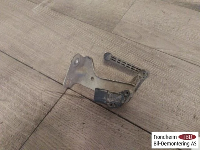 Tesla MODEL S 2013- Senzor reglaj nivel / suspensie pneumatică vedere 2