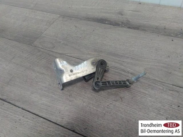 Tesla MODEL S 2013- Senzor reglaj nivel / suspensie pneumatică