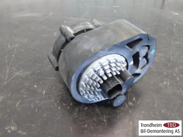 Mercedes B 180-200 W246/W242 2012-19 Keringtetőszivattyú nézet 2