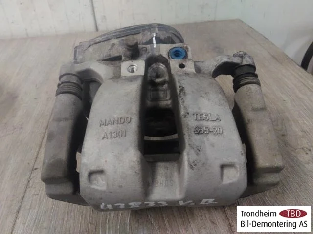 Tesla MODEL 3 2017--> Etrier frână spate stânga